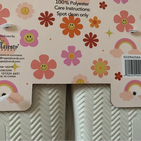 SAM & OLIVIA ladies white poly 3D flower slippers NWT in size Large (9-10) - Picture 5 of 9